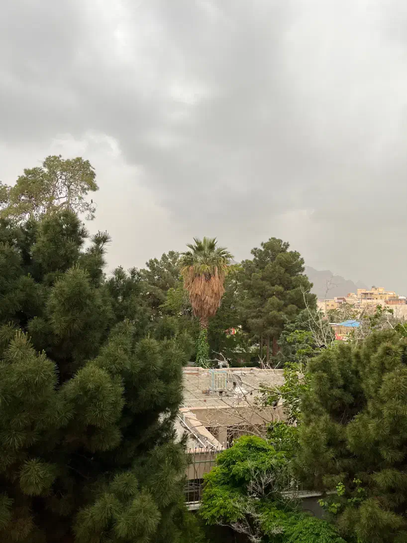 آپارتمان ۱۹۶متری چهارباغ بالا