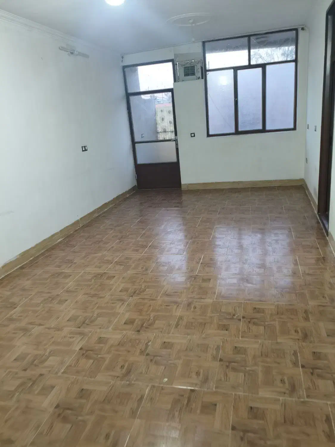 اجاره خانه طبقه اول ۱۲۰ متری پارادیس