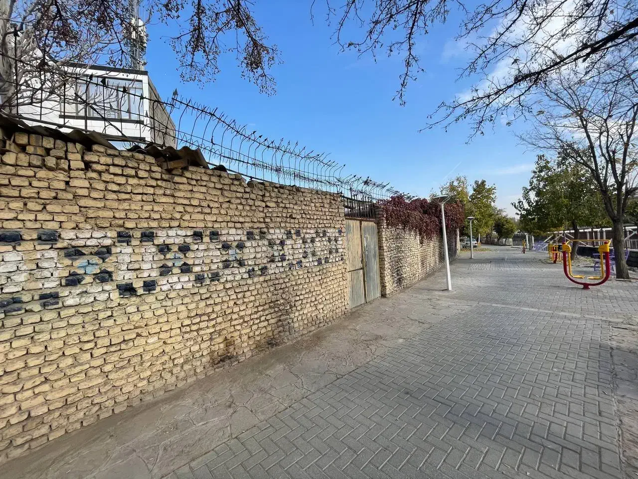 زمین مسکونی سند دار