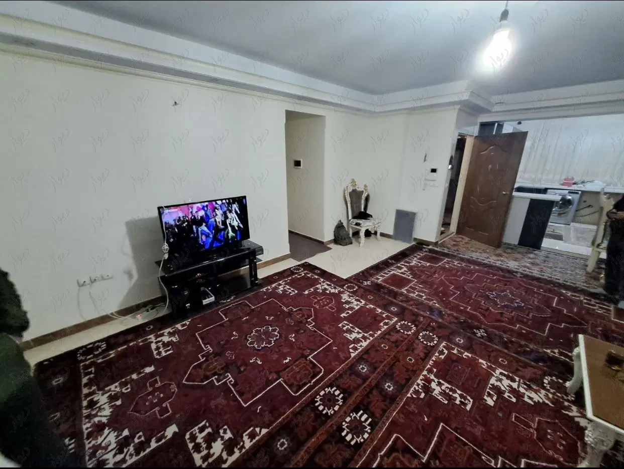 ۸۰ متر _ پارکینگ سندی _ انباری _ بالکن