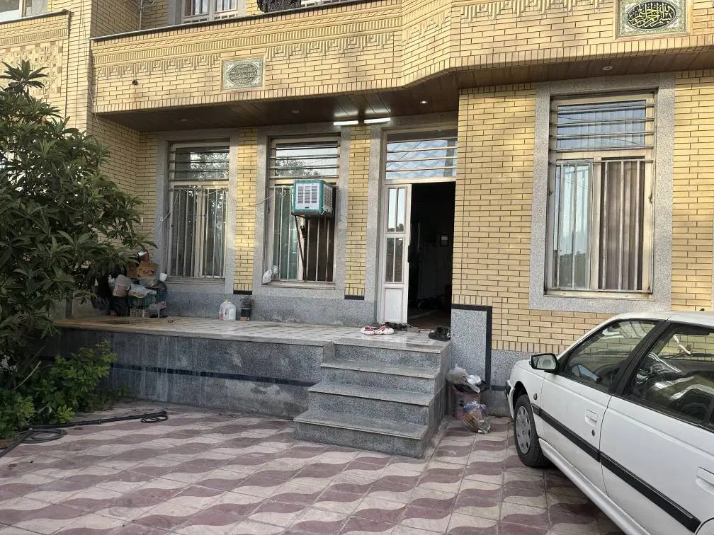 دو طبقه ملکی