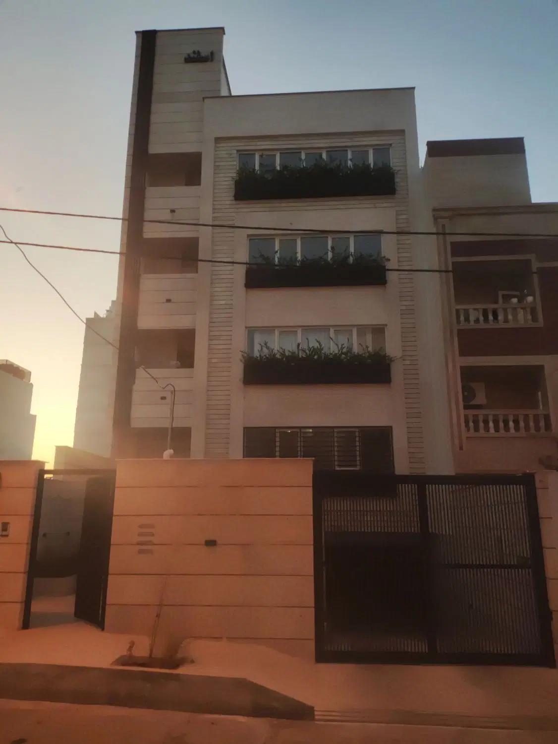 اجاره واحد دو خوابه شهرک گلستان
