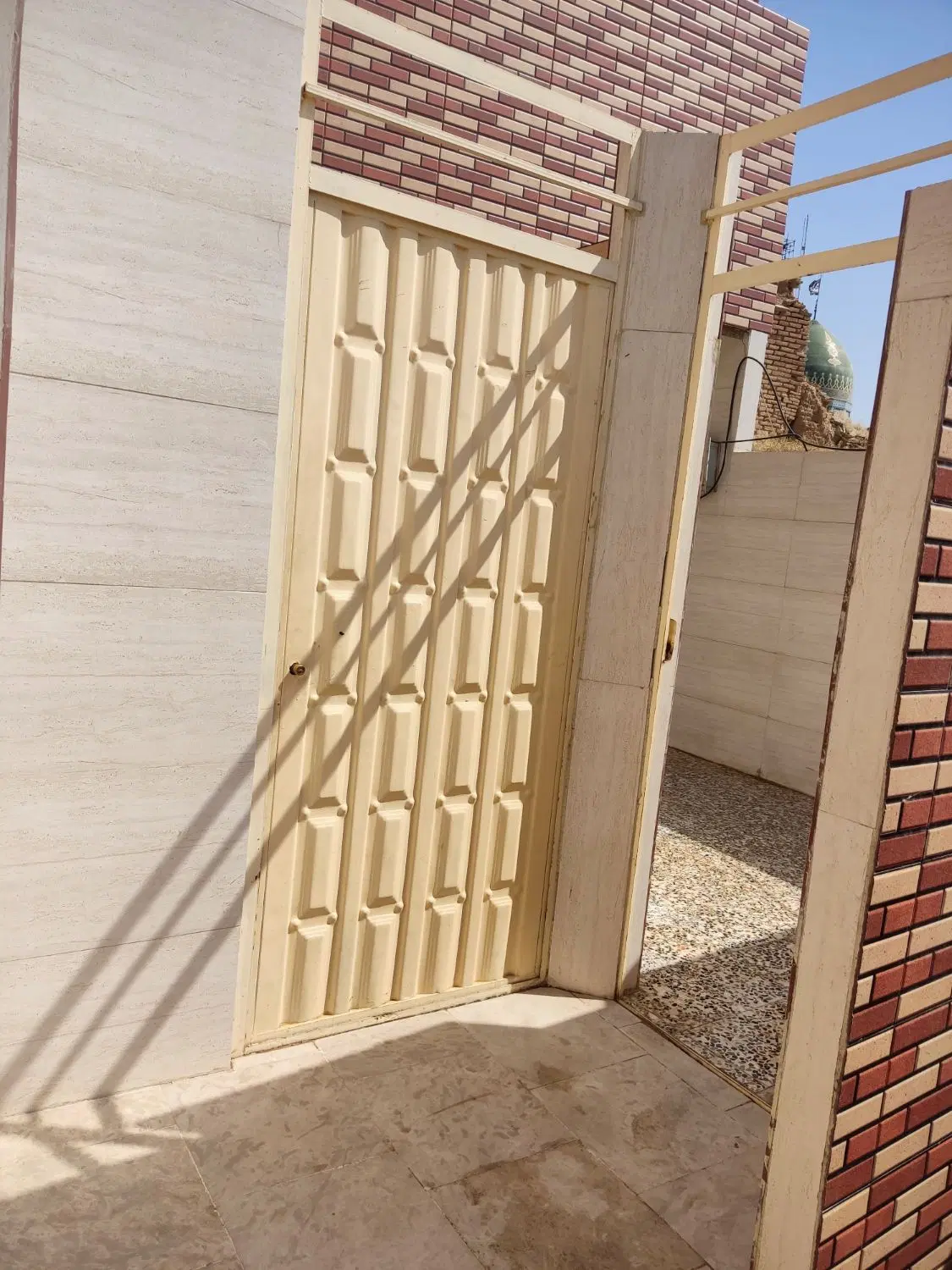 رهن کامل خیابان امام خمینی شمالی کوچه لبخندق