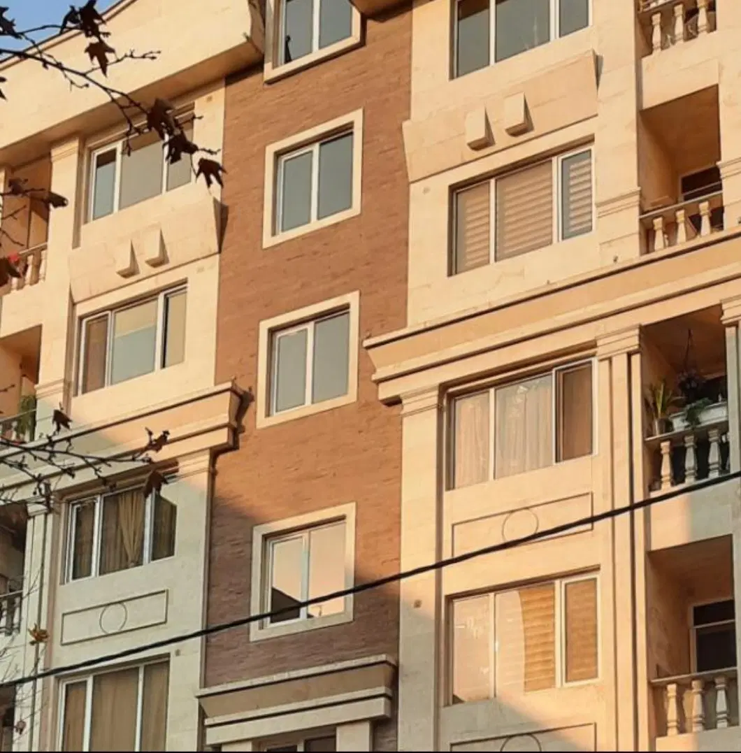 فروش آپارتمان ۹۳ متری_ نیروی دریایی _ فرعی دنج