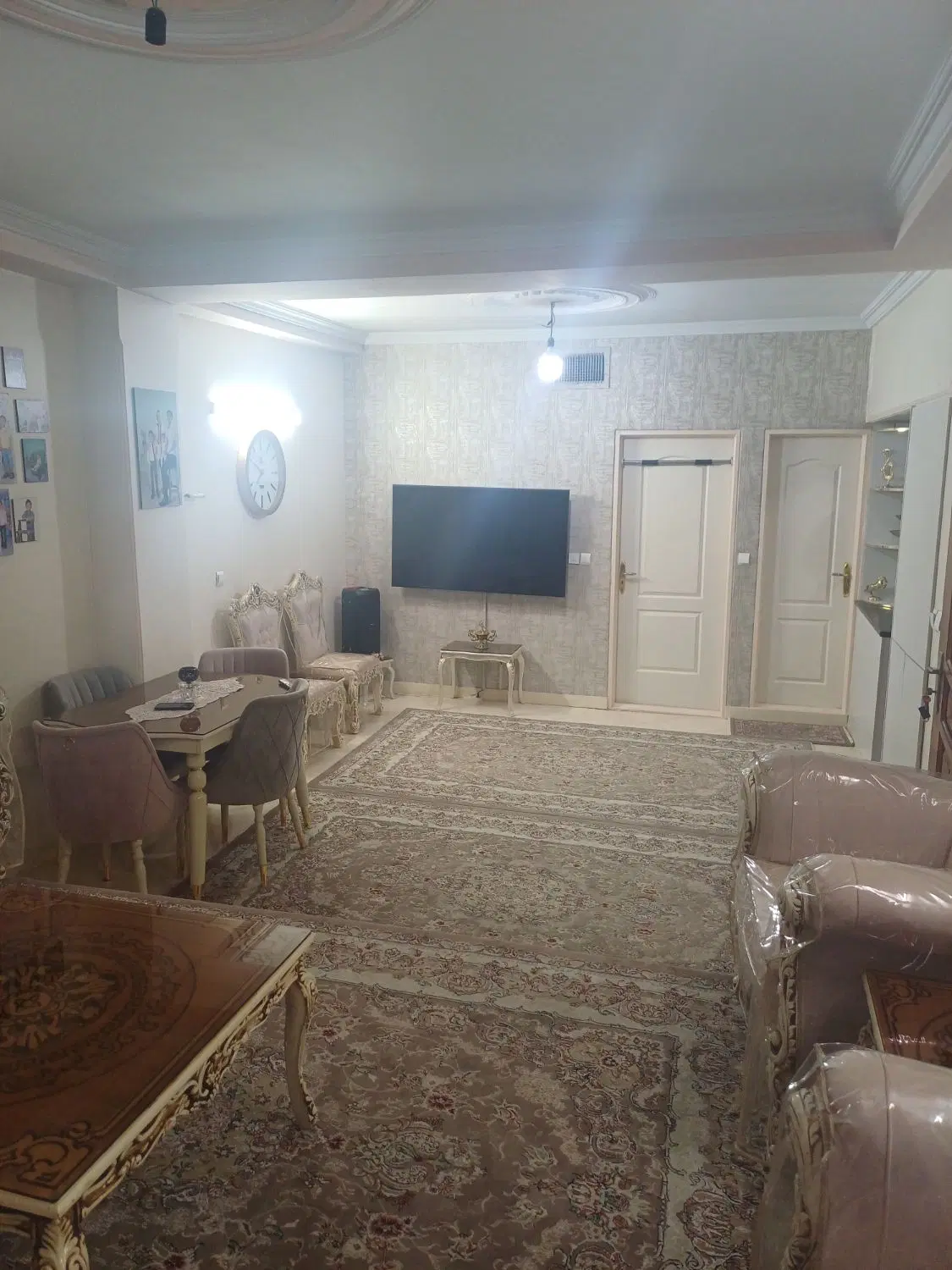 یک واحد آپارتمان تک واحدی