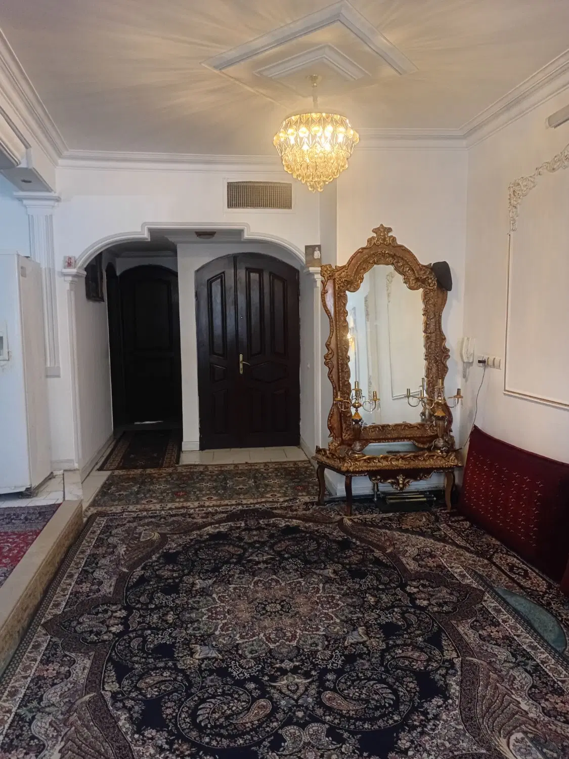 خانه ۱۰۰ متری