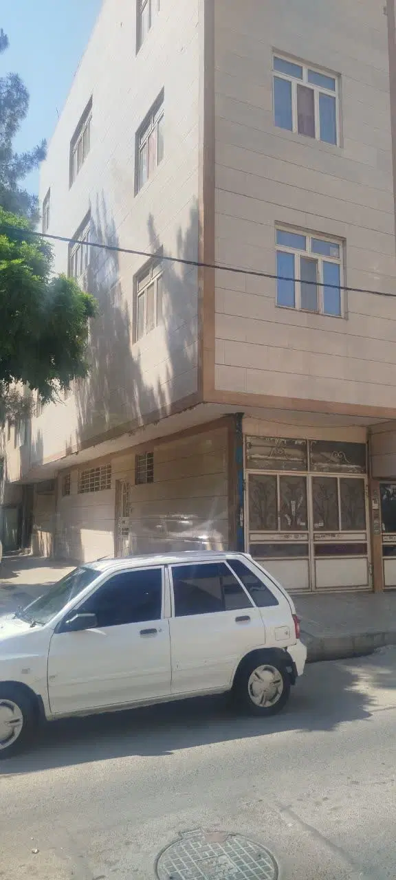 آپارتمان فروشی همکف