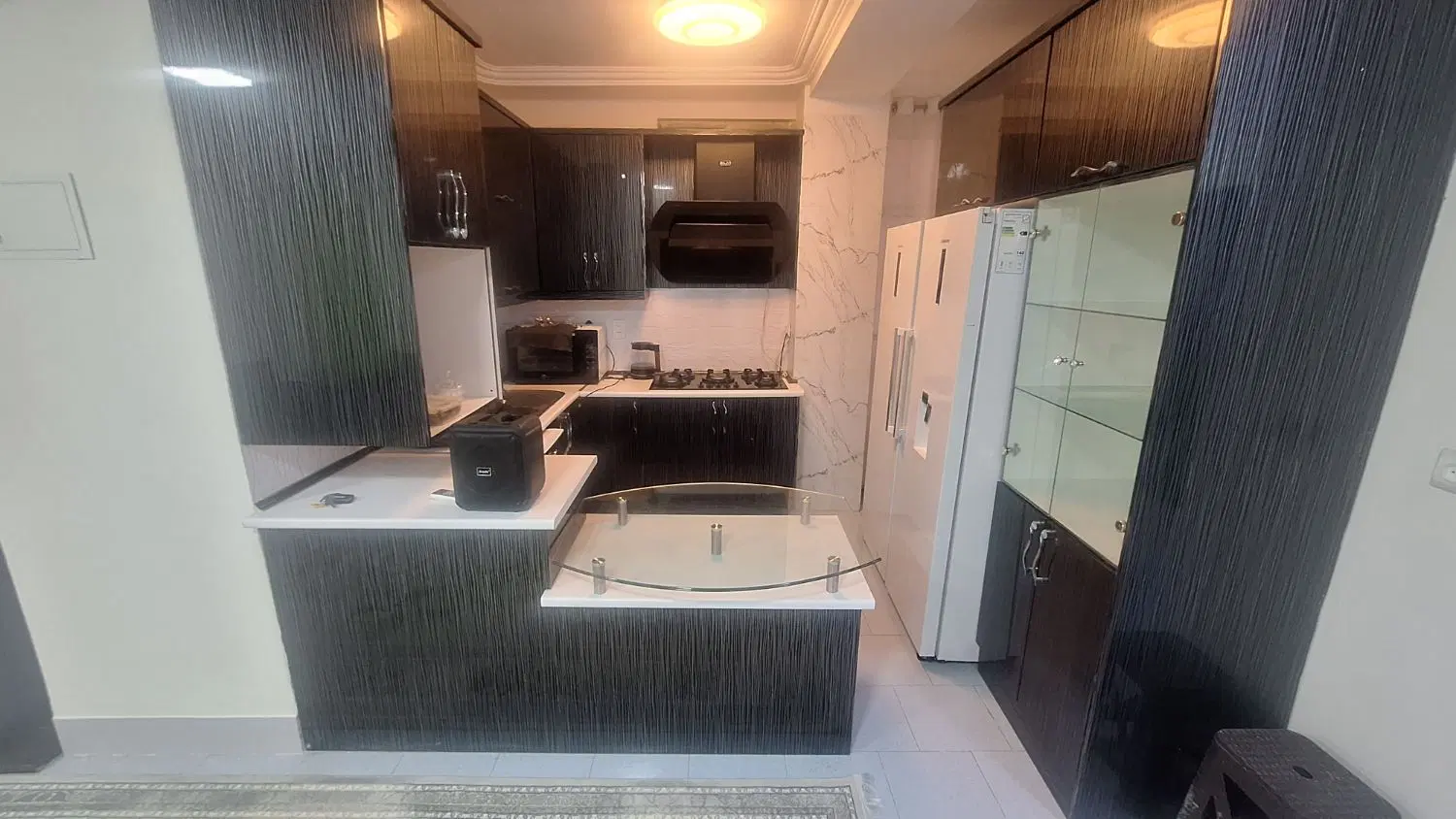 واحد ۸۰ متری فول بندرعباس