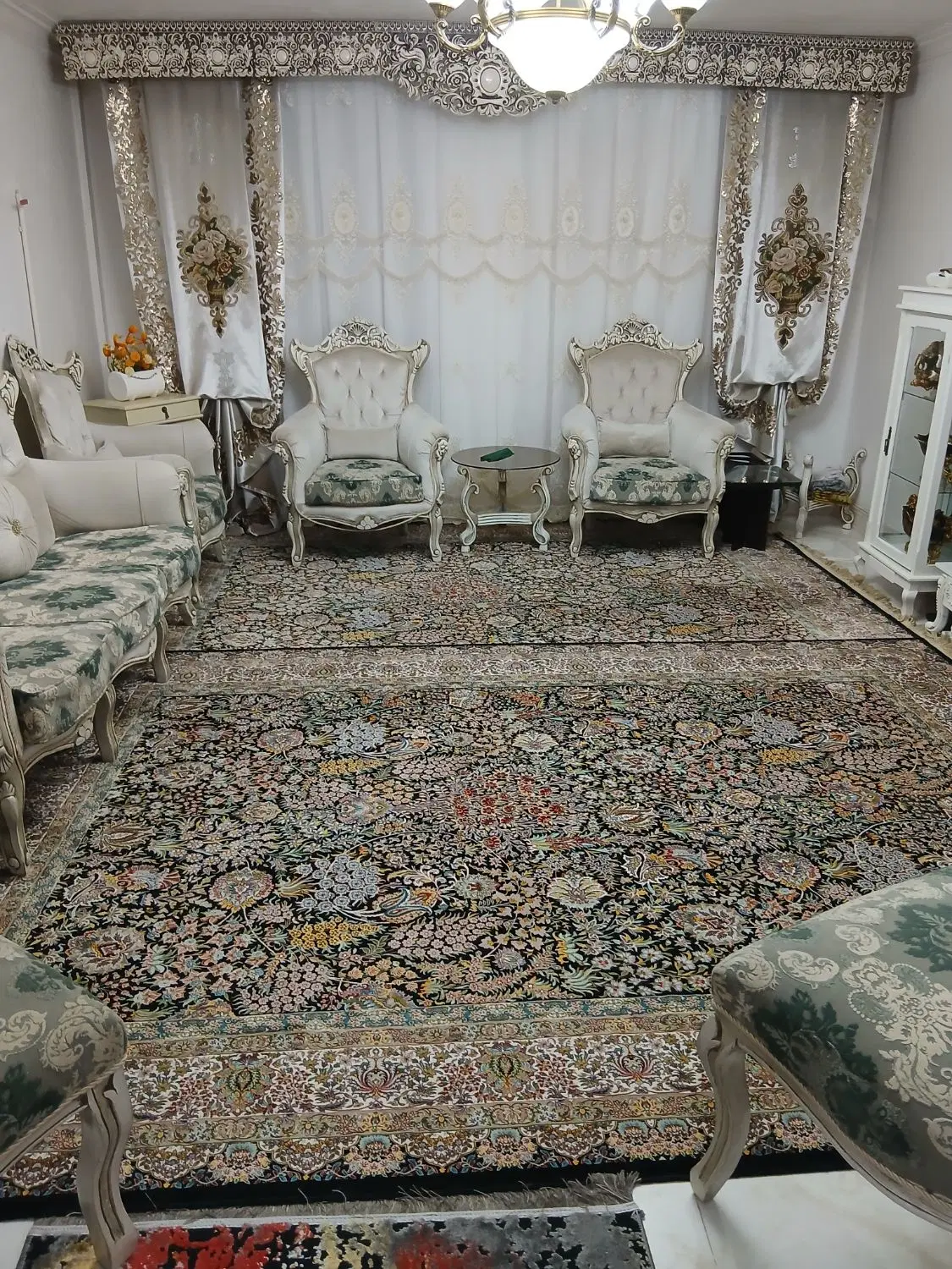 آپارتمان تک واحدی