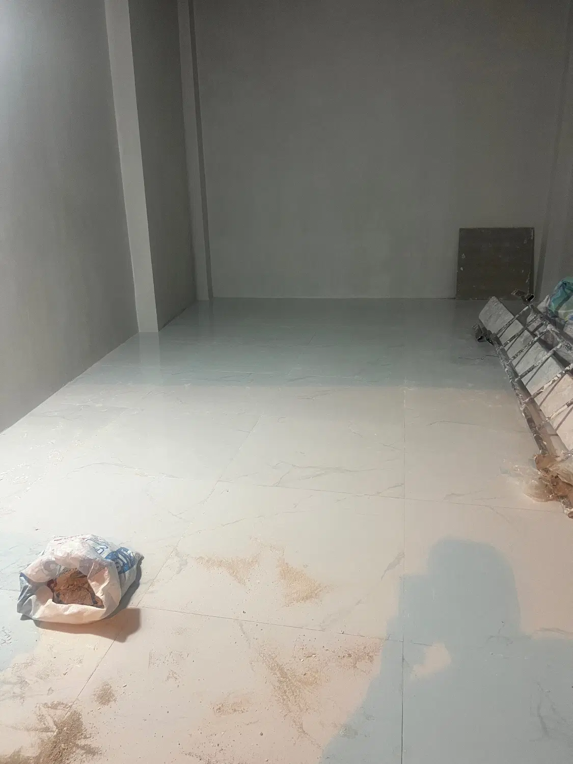 رهن واجاره انبار ۲۵ متری(مغازه) آموزشگاه جنگل