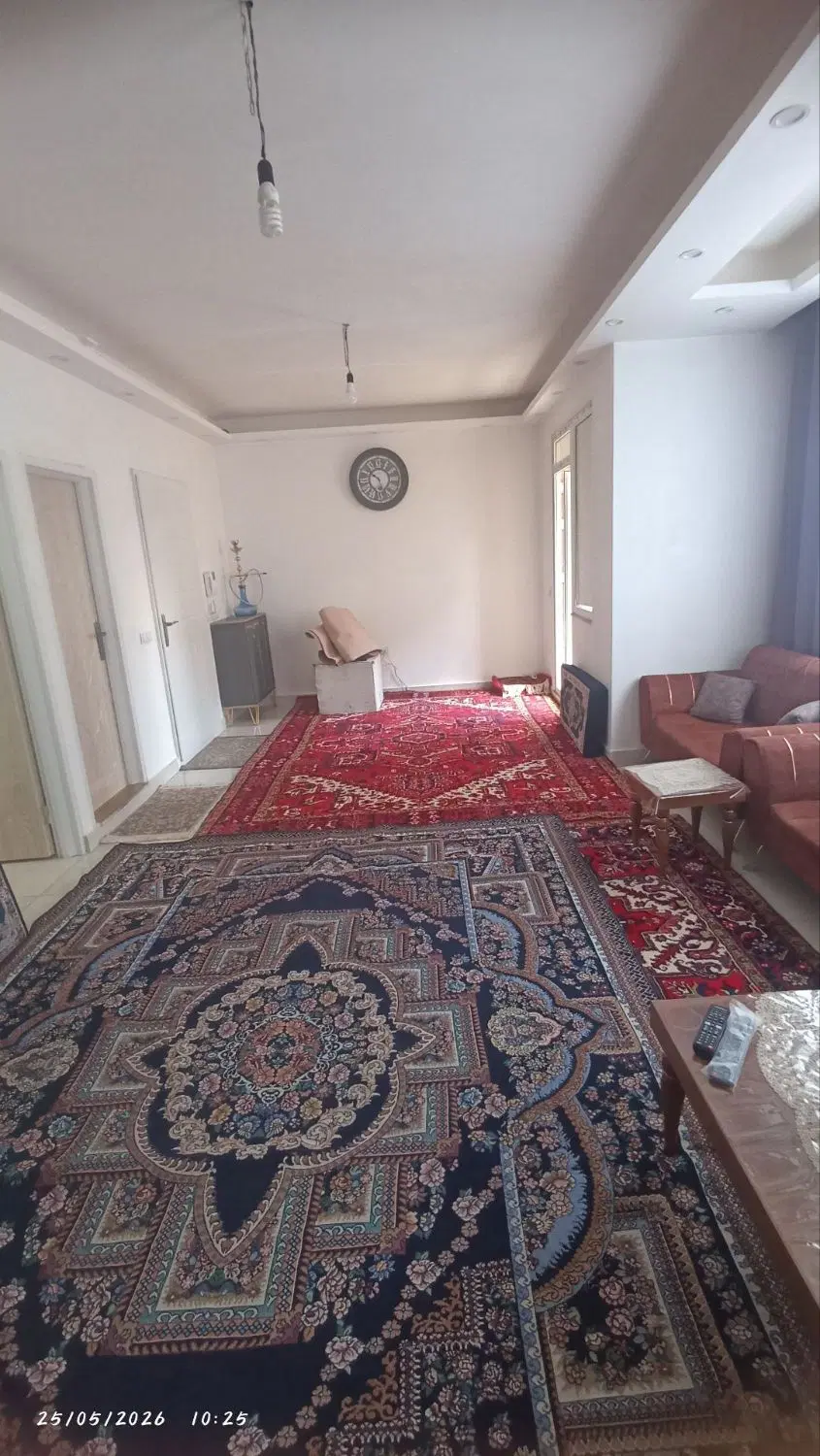 آپارتمان در لاله