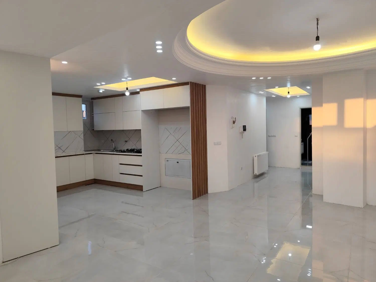 آپارتمان ۱۰۰ متری نوساز در پاستور . ۲ خواب