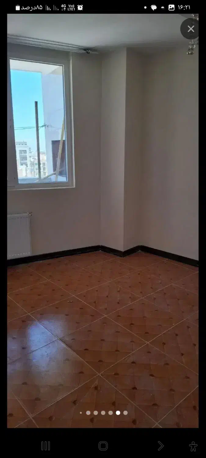 واحد ۱۰۰ متری در خیابان بهار