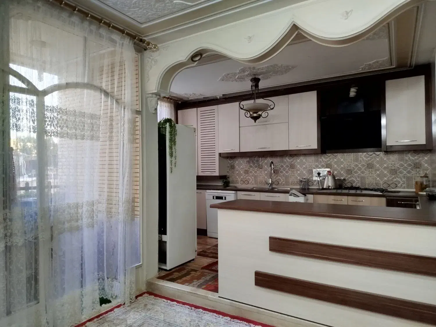 آپارتمان باغ سلطانی رو به پارک