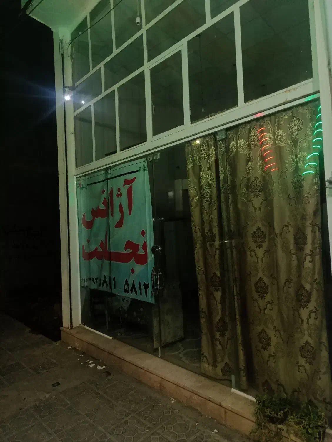 اجاره مغازه تجاری بیست متری