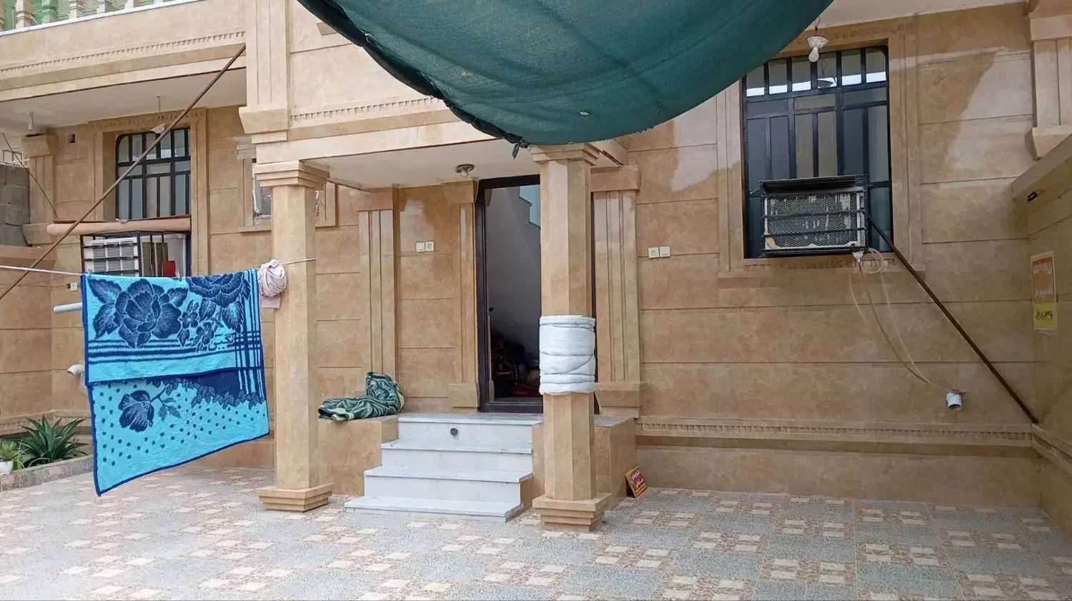 منزل مسکونی