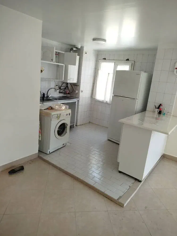 ۷۰ متر یکخوابه با انباری فاز ۳ نواب ساختمان بارز