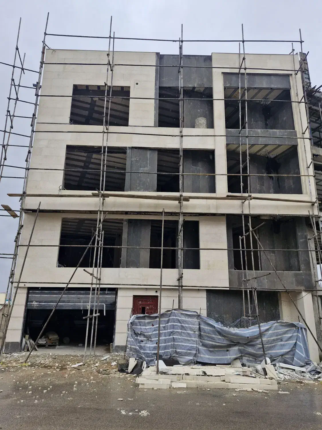 پیش فروش آپارتمان دوخواب صدرا کوهسار