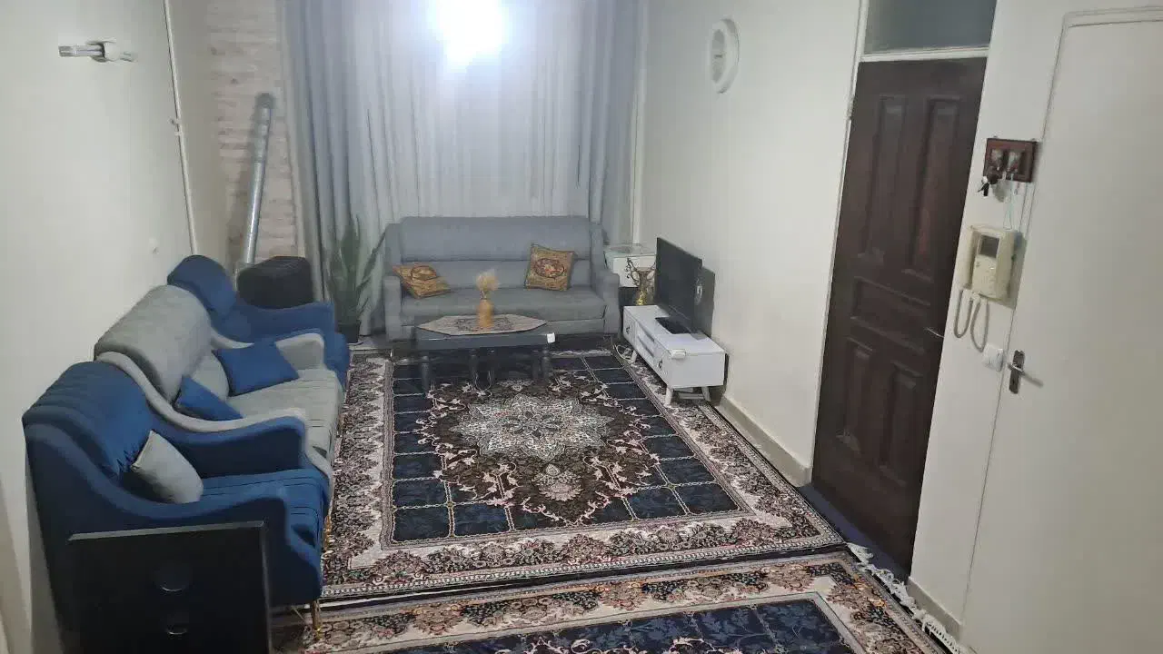 ۵۸متری خ کمیل نزدیک مترو