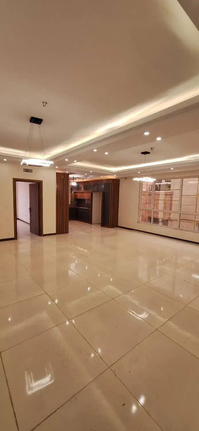 فروش آپارتمان 145 متری 3 خواب فاز 3 شمال  املاک 77