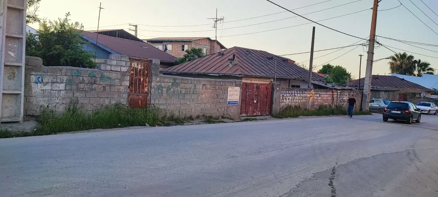 زمین بر خیابان اصلی مناسب سرمایه گذاری