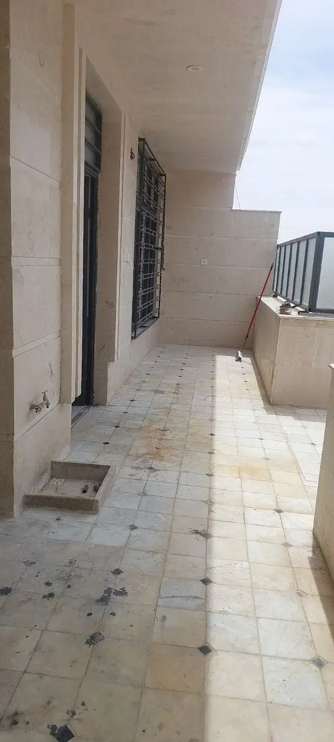منزل ویلایی طبقه بالا