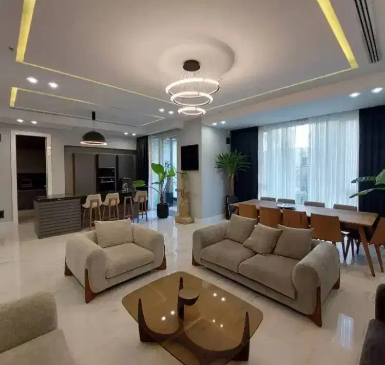مغازه بر قصردشت ۲۷۰ متر لوکیشن عالی