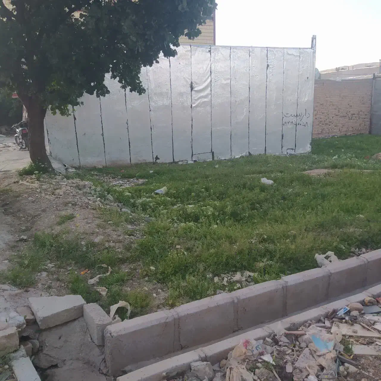 زمین مسکونی