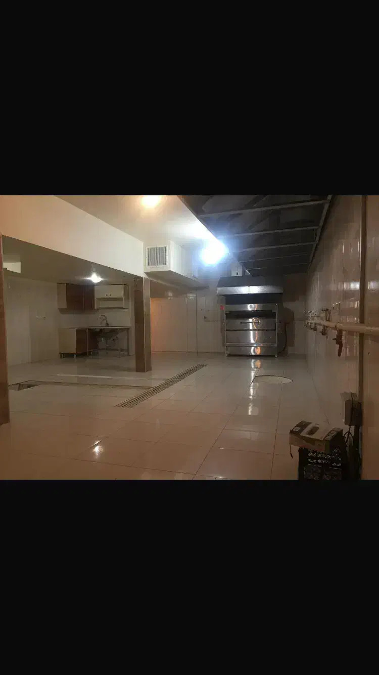اجاره مغازه ۹۲ متری بلوارهنگام
