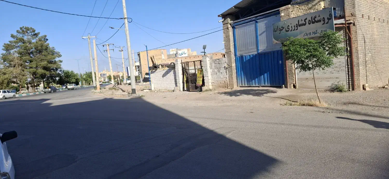۲۸۰ متر زمین تجاری نزدیک فلکه شهرداری