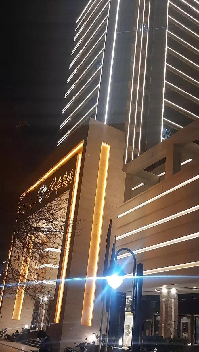 واحد تجاری در مجتمع طلا وجواهرات مرمر مشهد