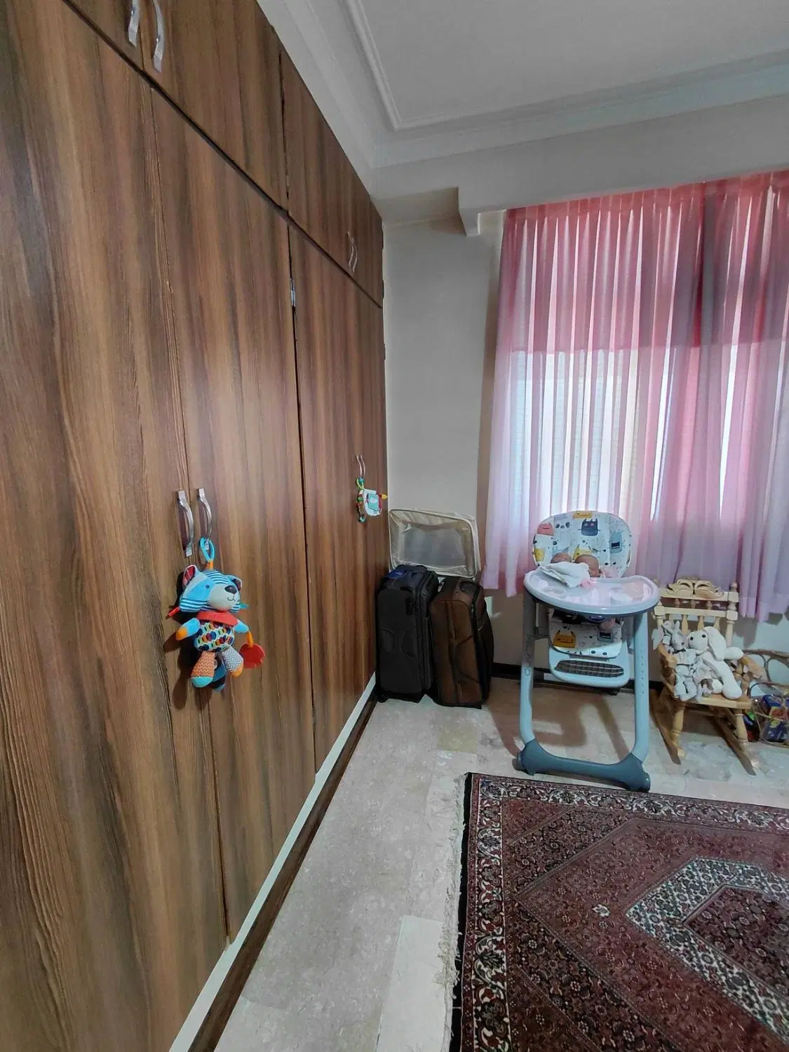 اپارتمان ۹۵متر ۲خواب فول امکانات زیر فرجام
