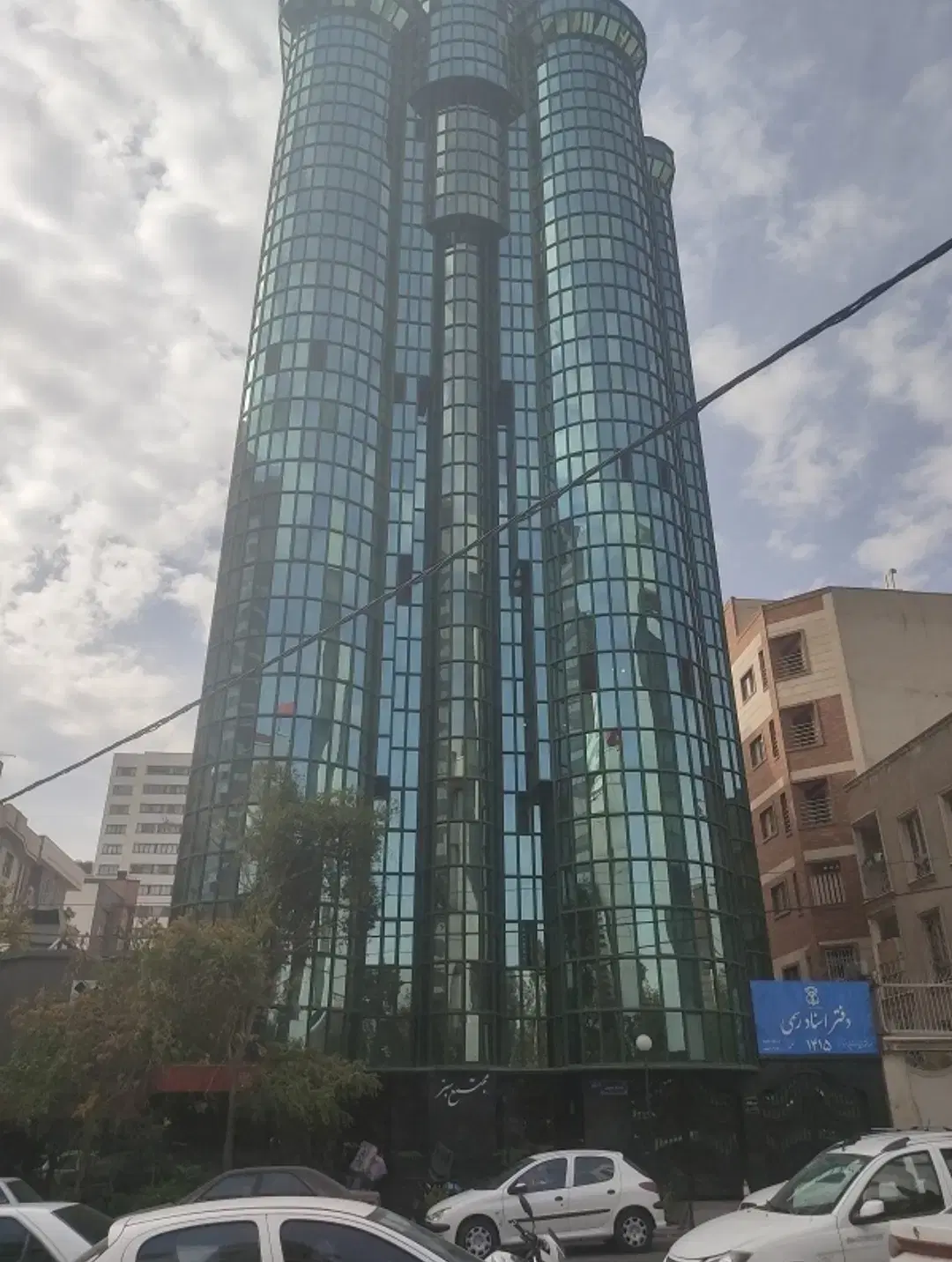 آپارتمان اداری تاپ لوکیشن