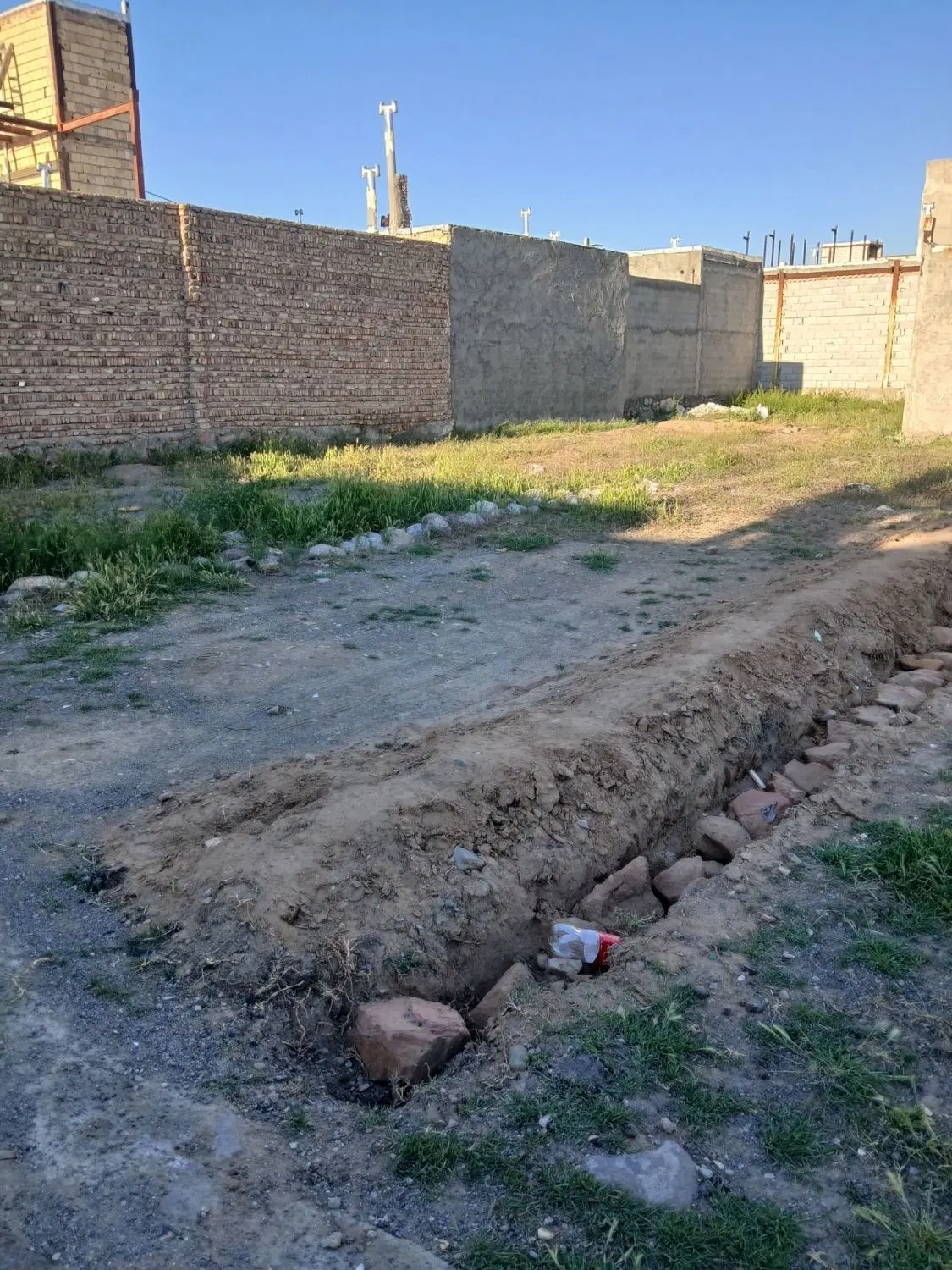 زمین اناخاتون