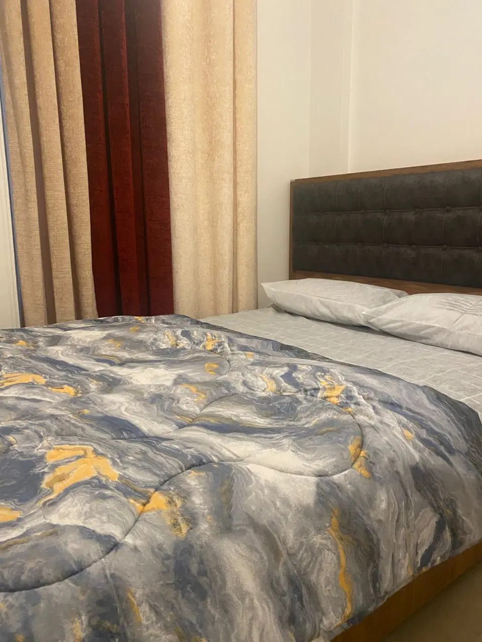 اجاره کوتاه مدت روزانه هفتگی آپارتمان میدان سپاه