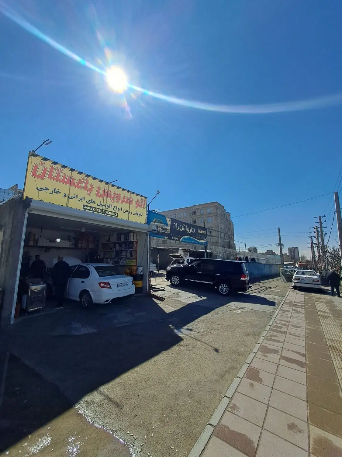 ۱۰۰متر تجاری بر بلوار ظفر رهن و اجاره