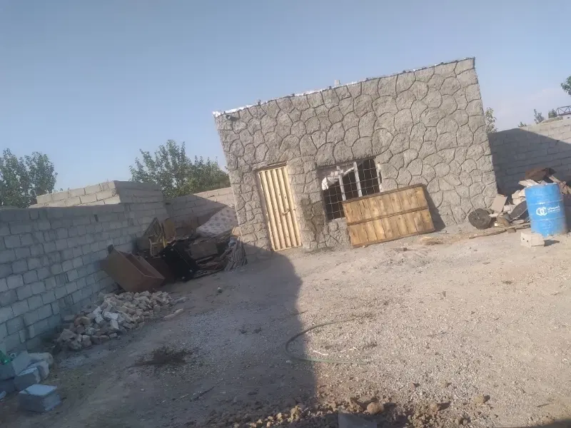 زمین ۱۵۰ متر