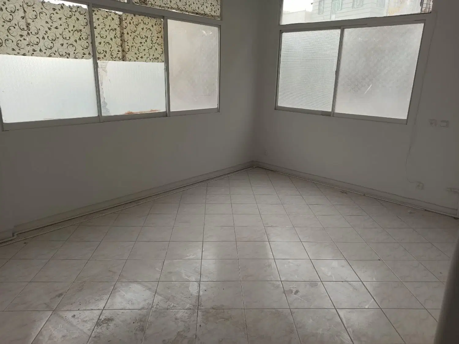 خونه ۶۳ متری در سرتخت