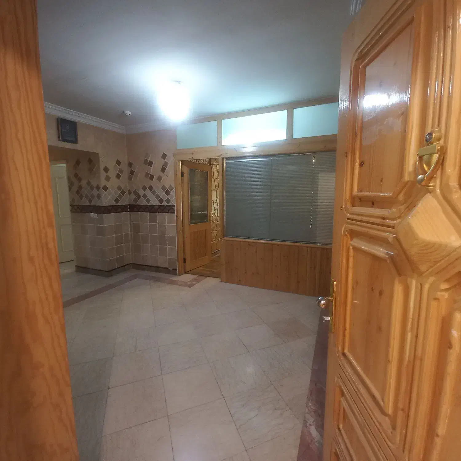 ۷۵ متر۳خواب موقعیت اداری جنت مرکز طبقه۷ برج طوبی
