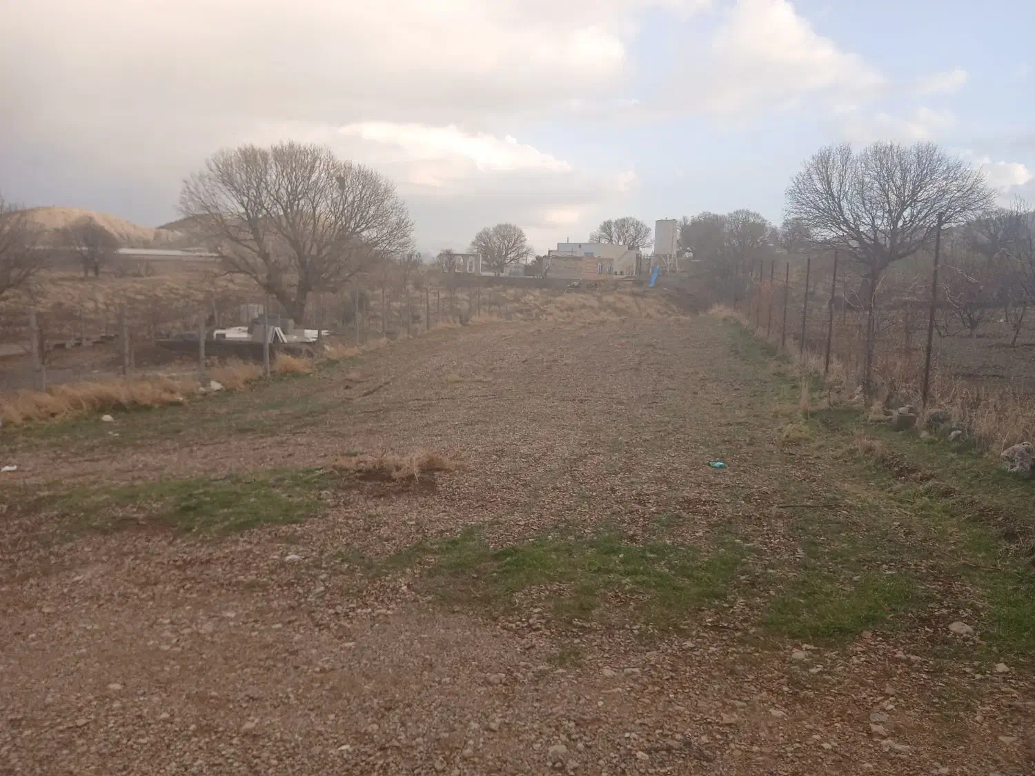 زمین خانه باغ