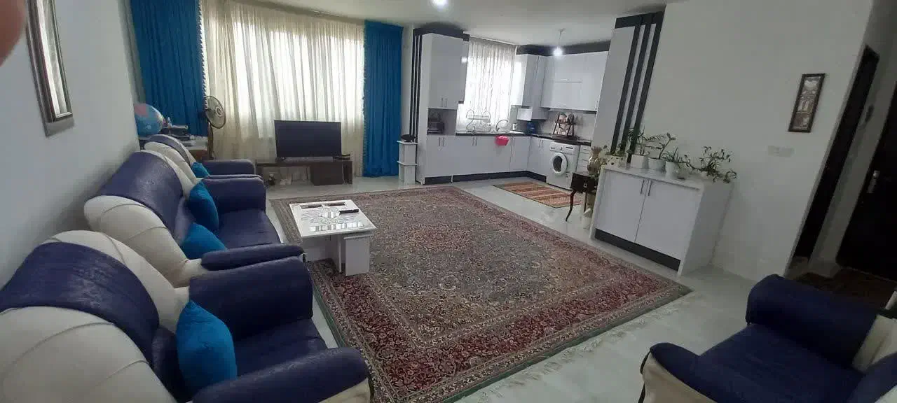 یک آپارتمان ۸۰ متری  ۲ خواب 1403
