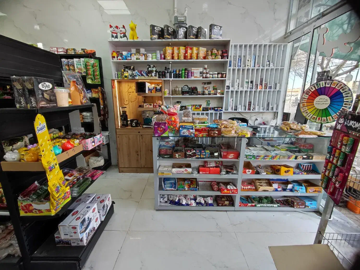 واگذاری هایپر مارکت
