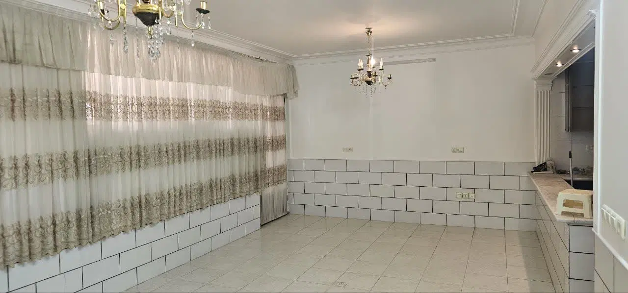 زیر زمین اجاره ای تمیز  فاز دو ناجی آباد