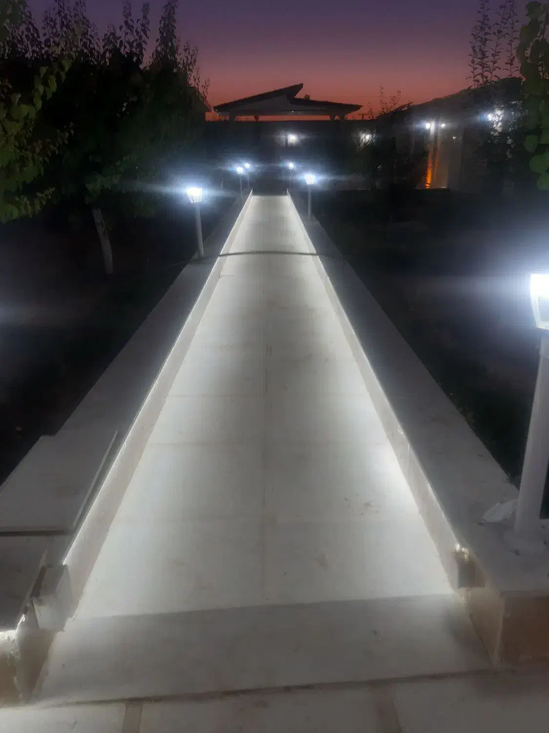 رهن کامل ۶۰۰