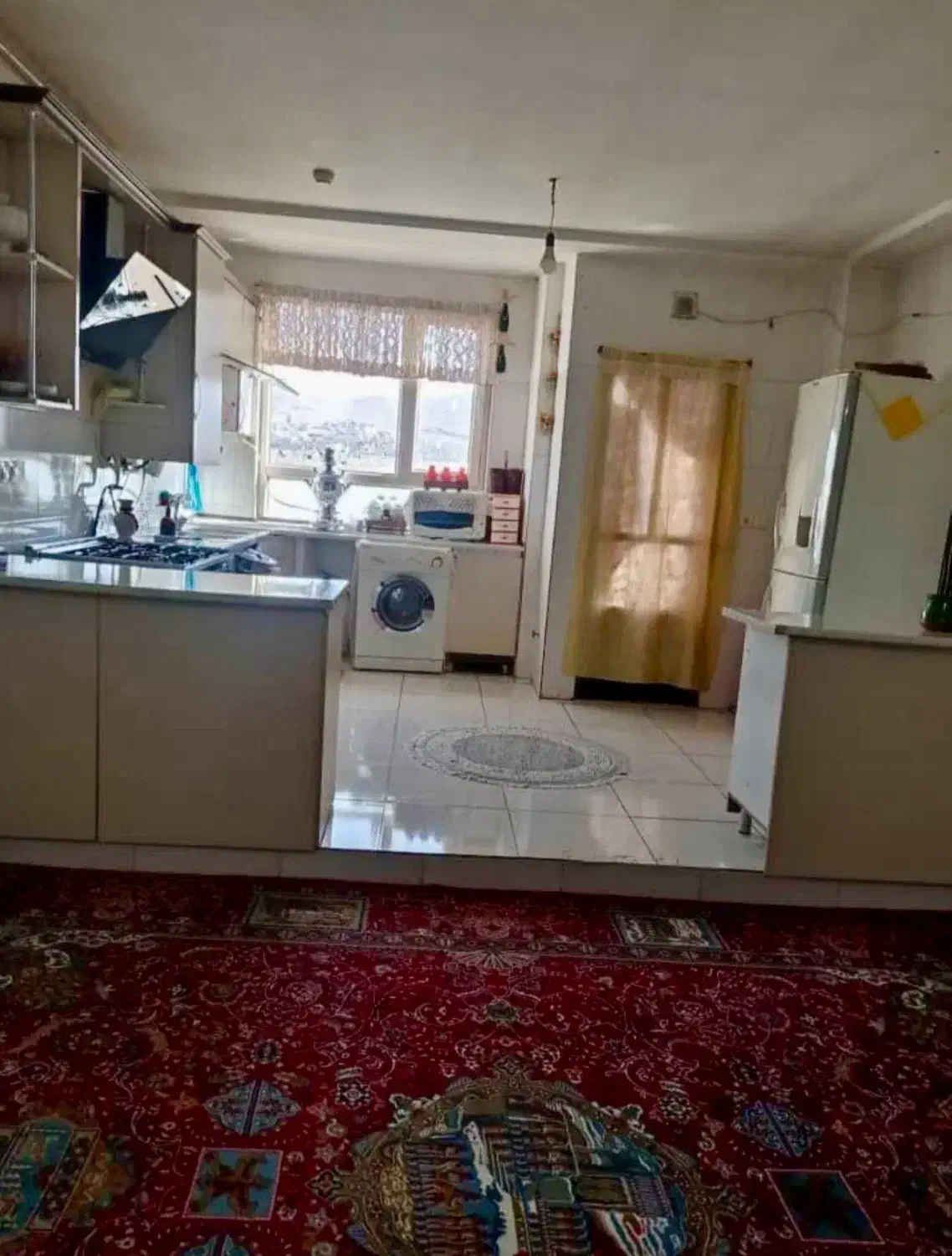 آپارتمان۸۵متری پشت حسینیه ثارالله