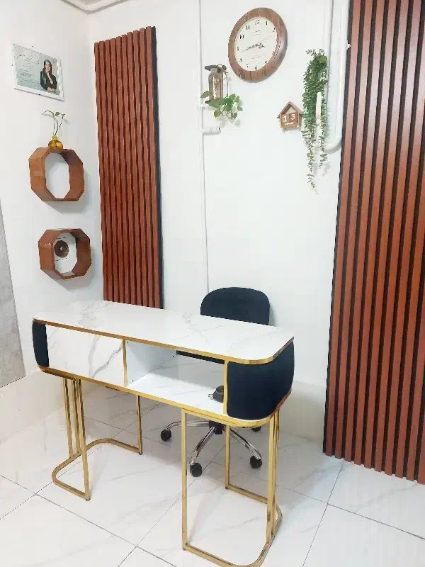 میز ناخن