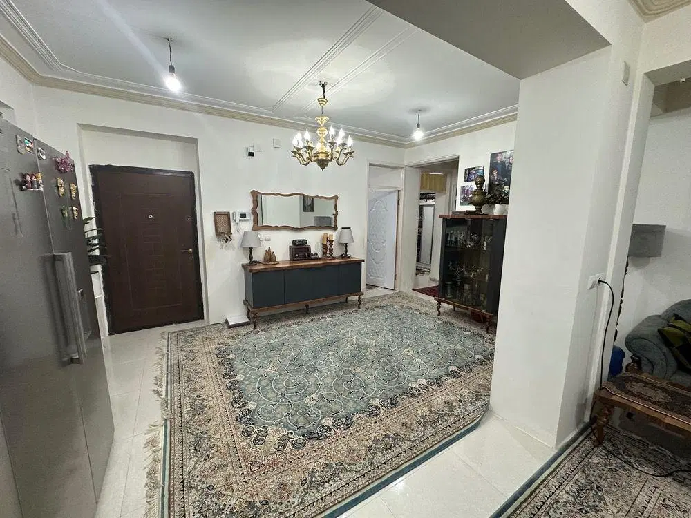 اجاره واحد ۱۴۰متری  ویلایی سه خوابه