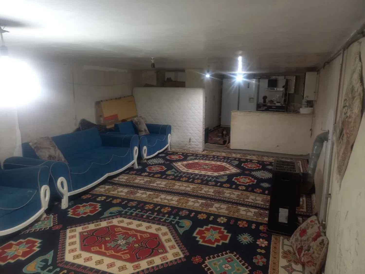 اجاره یک زیر زمینی واقع در انقلاب ۱۸ جاده بلکو