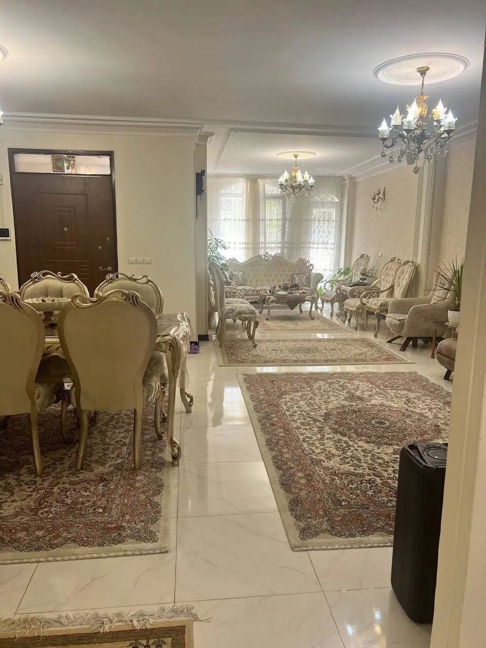 ۸۰ متر_ فول  امکانات _سندتک برگ _ زیر فی بازار