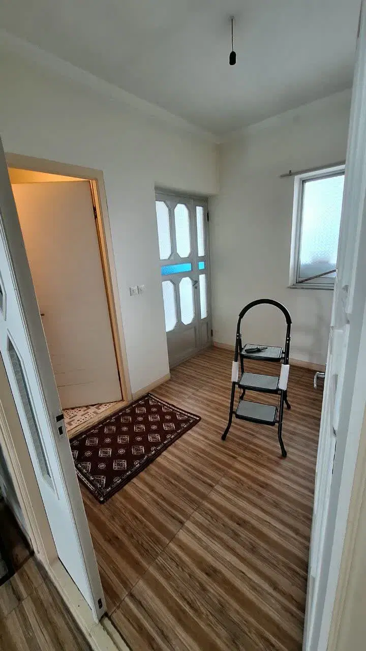 رهن منزل ۲۰۰ میلیون اجاره ماهی۱۲میلیون